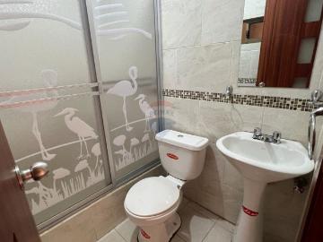 Casa en venta sector colegio borja cuenca ecuador