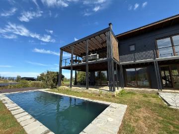 Casa en venta sector pedregoso | 6 Dormitorios por 16000.00 en Villarrica