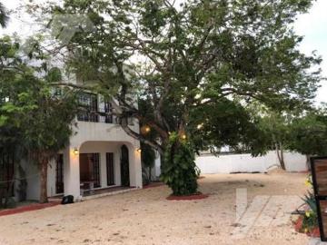 Casa en Venta, SM 311, Álamos, Cancún, Q. Roo, 5 Recamaras, Cesion de Derechos Adjudicatarios sin Po