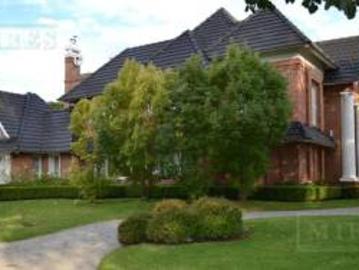 Casa en venta sobre lote interno en La Celina, Ingeniero Maschwitz
