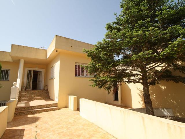 Casa en venta, Turis