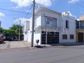 Casa en Venta Tecoman 2 plantas