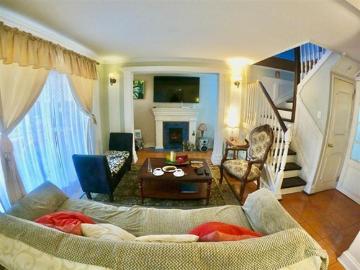 CASA EN VENTA TIPO CHALET EN EL BOSQUE
