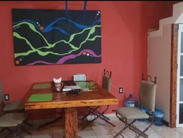 CASA EN VENTA TIPO DÚPLEX – AMUEBLADA Y LISTA PARA GENERAR INGRESOS Excele