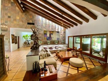 Casa en Venta Tipo Mediterráneo con Alberca y Jardin Alamos Cancun
