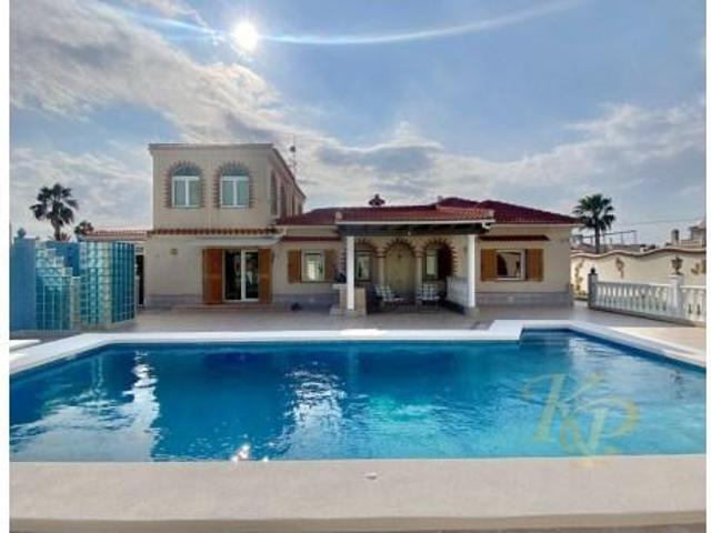 Casa en venta Torrevieja