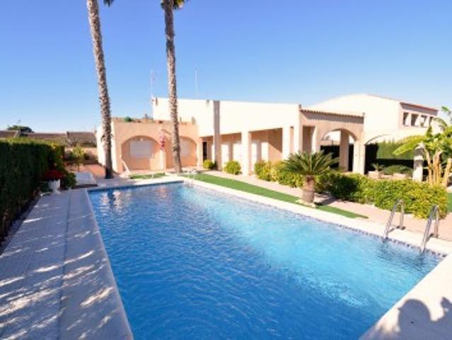 Casa en venta Torrevieja