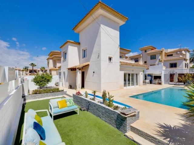 Casa en venta Torrevieja