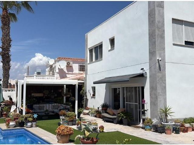 Casa en venta Torrevieja
