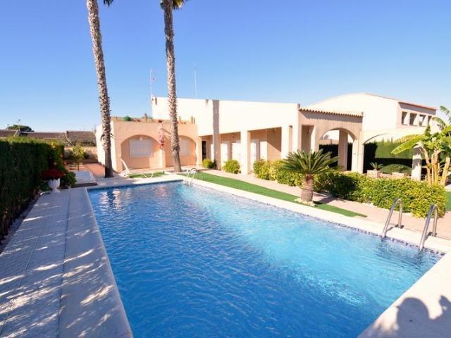 Casa en venta Torrevieja