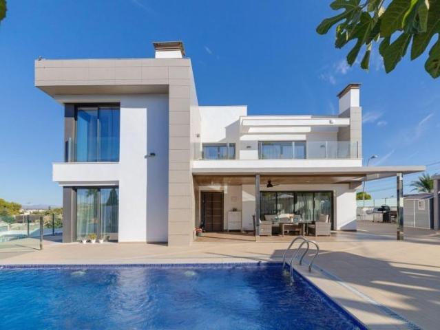 Casa en venta Torrevieja