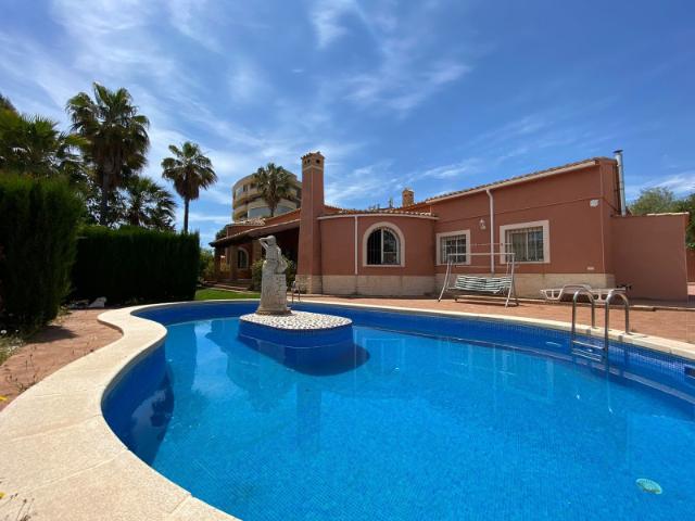 Casa en venta Torrevieja