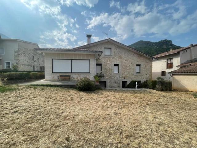Casa en venta Trespaderne