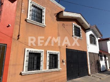 CASA EN VENTA: Ubicación Estratégica en San Francisco Tutla, Oax