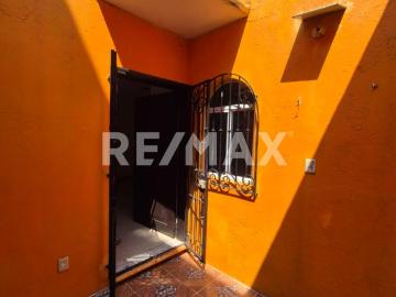 CASA EN VENTA UBICADA EN CALLE MANUEL DOBLADO