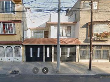 Casa en venta ubicada en San Juan de Aragon, Gustavo A. Madero