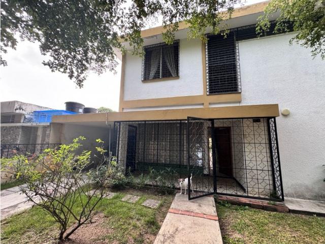 Casa en Venta Urb. Trigal Centro AA 9191629