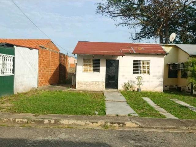 CASA EN VENTA URB CALICANTO WD 10075735