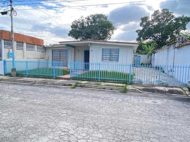 Casa en Venta Urb Fundación Mendoza Maracay RG