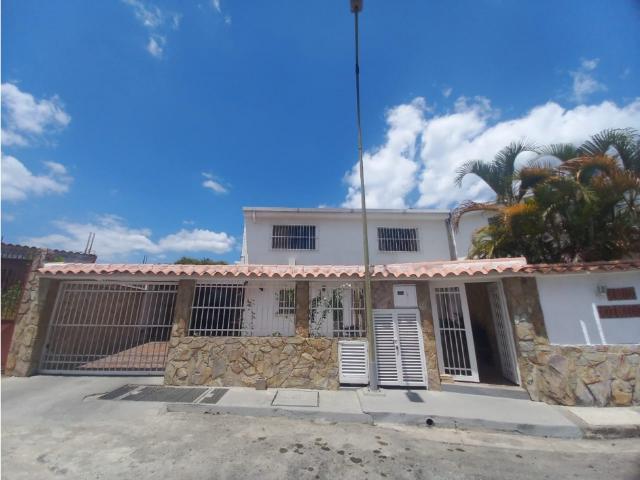 Casa en Venta: Urb. Parque El Retiro