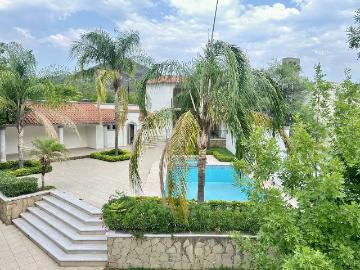 CASA EN VENTA, VALLE ALTO