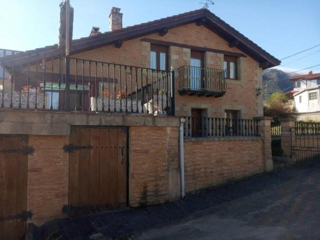 Casa en venta Valle de Mena