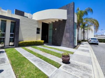 CASA EN VENTA VALLE DE JURIQUILLA DOLCE TERRA