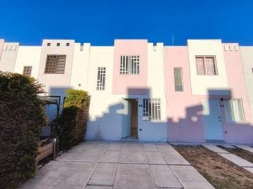 Casa en venta ? Valle de Santiago 3ra Secci?n, Quer?taro