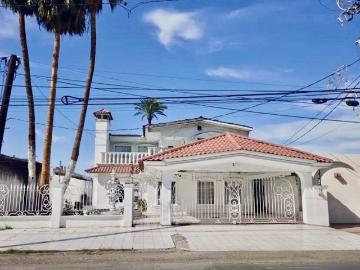 Casa en VENTA VILLAFONTANA, MEXICALI BC
