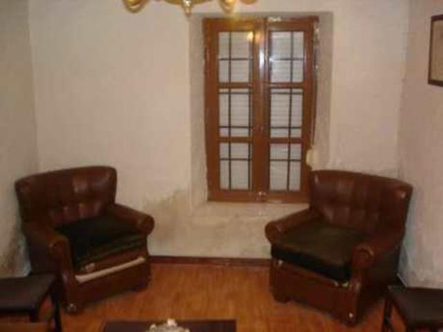 Casa en venta. Villamañan