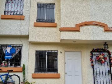 CASA EN VENTA VILLAS DEL REAL TECAMAC $687,000