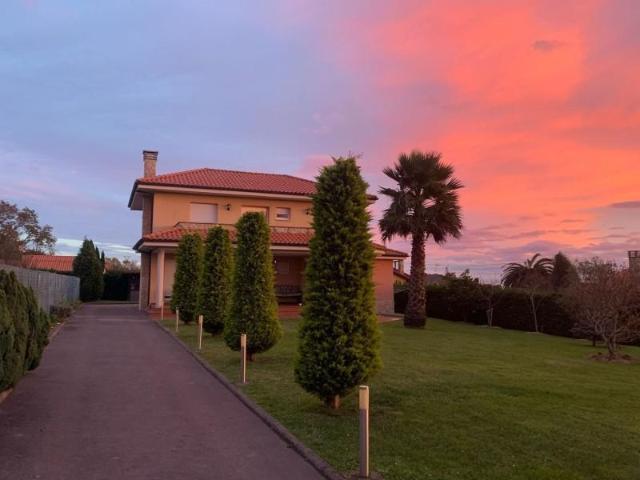 Casa en venta Villaviciosa