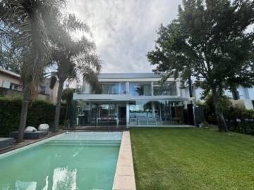 Casa en Venta y Alquiler en Santa Barbara, Corredor Bancalari