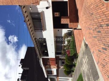 Casa en Venta y Arriendo, SANTA BARBARA ALTA, Bogotá D.C