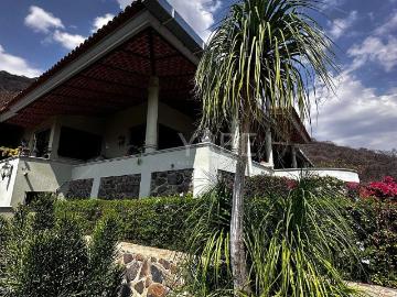Casa en venta y renta amueblada de lujo Lago de Chapala
