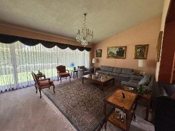 Casa en venta y renta en Laureles