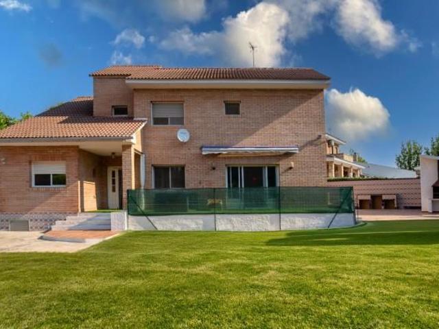Casa en venta Zuera