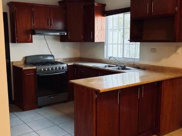 ¡Casa en VENTA– Zona Cantera