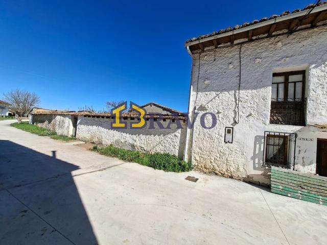 CASA EN VENTA ZONA MEDINA DE POMAR