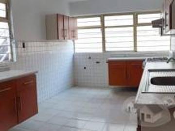 CASA EN VENTA ZONA MIRADOR, AZCÁRATE! IDEAL PARA OFICINAS, ESCUELA, CLINICA!
