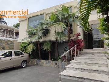 Casa en venta 1200m2 ideal empresas urdesa central uso comercial