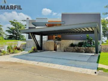 Casa en Venta 1 Planta en Coto Privado Altozano Colima Vista al Campo de Golf