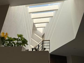 CASA EN VENTA 1 PLANTA FRACC PRIVADO LOMA ALTA