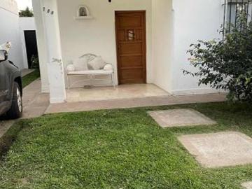 Casa en venta 2 Dormitorios 1 Baño Cochera 500Mts2 Monte Grande