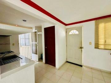 Casa en Venta, 2 Rec. Col. Maderas
