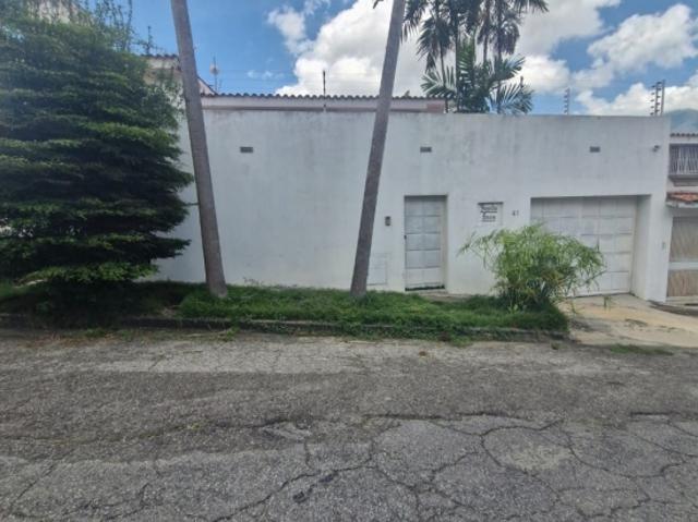 Casa en venta 329m², QUINTA MACARACUAY