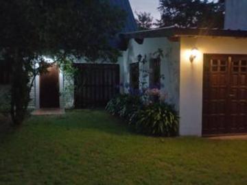 Casa en venta 3 Dormitorios 2 Baños Cochera 141Mts2 Mar de Cobo