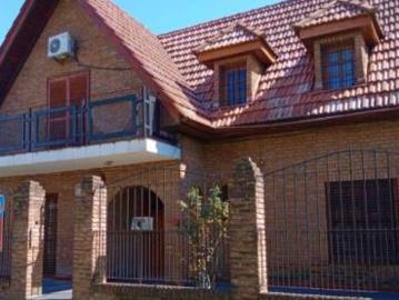 Casa en venta 3 Dormitorios 2 Baños Cochera 340Mts2 San Miguel