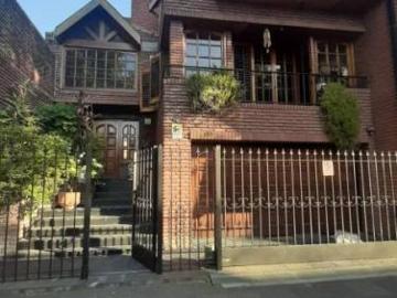 Casa en venta 3 Dormitorios 5 Baños 1 Cochera 335Mts2 Villa Urquiza