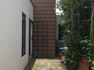 Casa en venta 3 rec. en Rincones de la Hacienda, Tulancingo